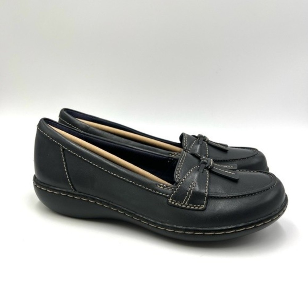 Clarks Size 6 Ashland Bubble Navy Blue Leather Slip On Comfort‎ Loafers Shoes